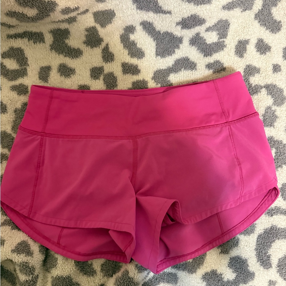 Lululemon Speed Up shorts 2.5